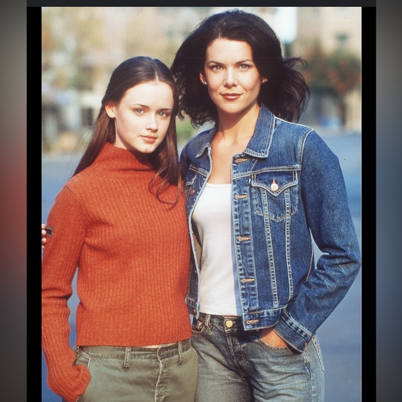 ASO Rory Gilmore iconic orange sweater alt Gilmore Girls - Picture 6 of 12